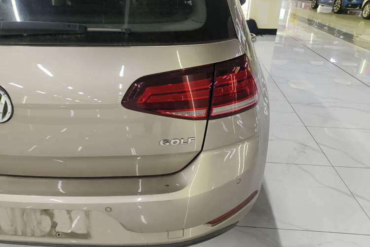 Used Volkswagen Golf 2019 1.6L Automatic Fashion Model China V Standard Right Rear Taillight