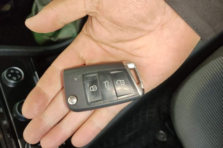 Used Volkswagen Golf 2019 280TSI DSG Comfort Version China VI Standard Vehicle Key