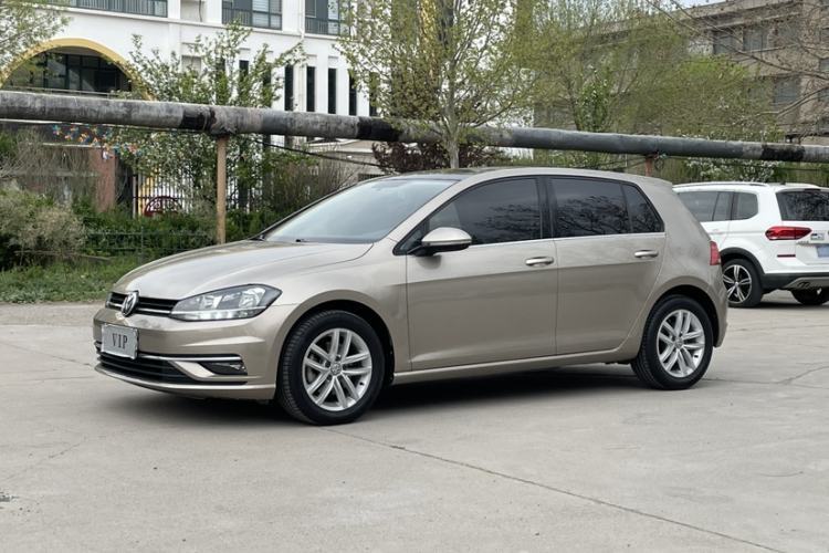 Used Volkswagen Golf 2019 200TSI DSG Comfort & Ambition Edition China VI Standard Guazi used car, China used car export, Used car for sale, Used cars, Cheapest cars for sale
