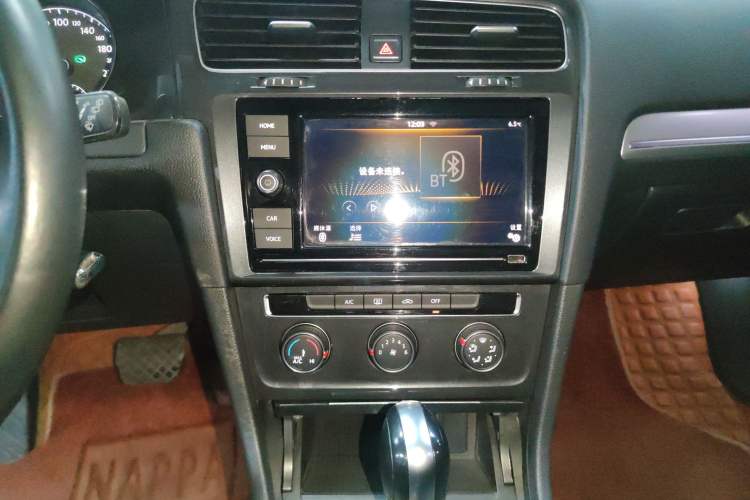 Used Volkswagen Golf 2019 1.6L Automatic Comfort Model China V Standard Audio And AC Panel