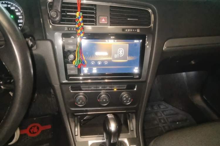 Used Volkswagen Golf 2019 280TSI DSG Comfort Version China V Standard Audio And AC Panel