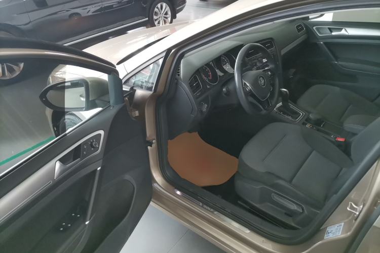 Used Volkswagen Golf 2019 1.6L Automatic Comfort Model China V Standard Driver Seat