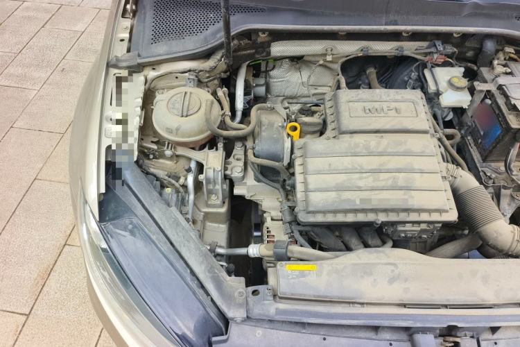 Used Volkswagen Golf 2019 1.6L Automatic Comfort Model China V Standard Engine Bay Right