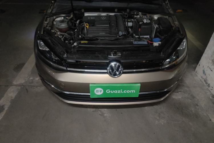 Used Volkswagen Golf 2019 280TSI DSG Comfort Version China VI Standard Engine Bay