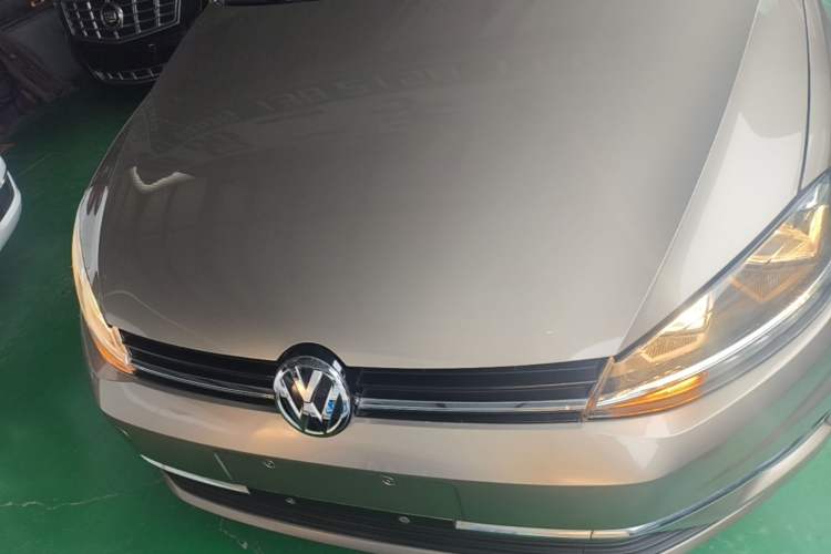 Used Volkswagen Golf 2019 200TSI DSG Comfort & Ambition Edition China VI Standard Front