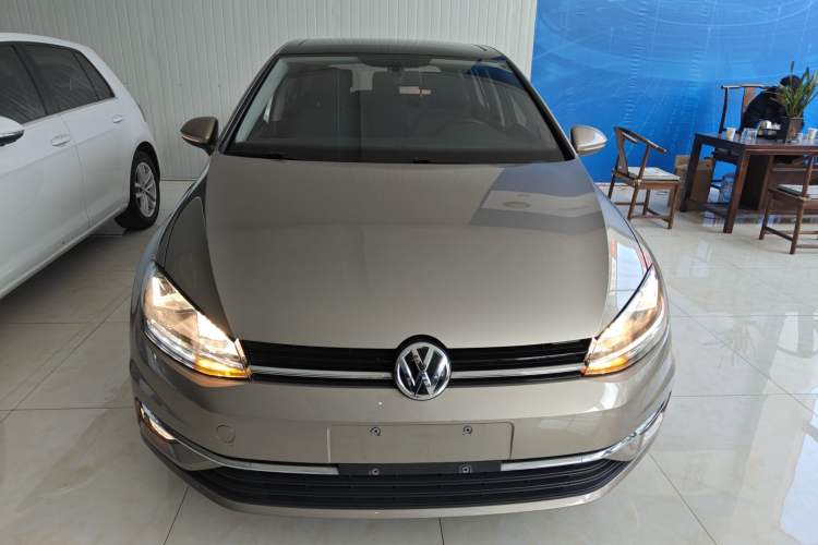 Used Volkswagen Golf 2019 1.6L Automatic Comfort Model China V Standard Front