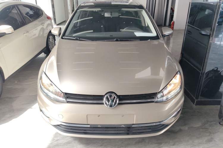 Used Volkswagen Golf 2019 200TSI DSG Comfort & Ambition Edition China VI Standard Front