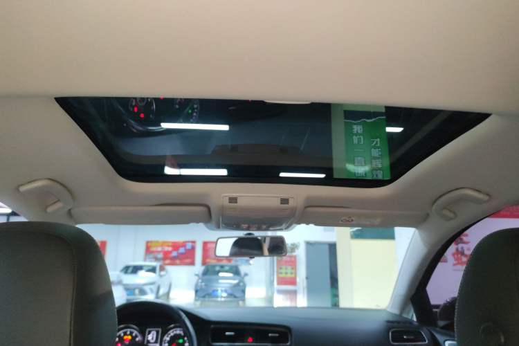 Used Volkswagen Golf 2019 1.6L Automatic Comfort Model China V Standard Headliner