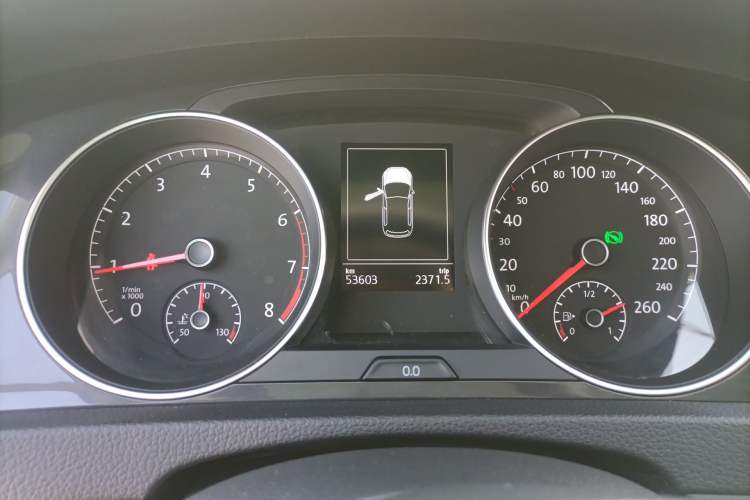 Used Volkswagen Golf 2019 200TSI DSG Comfort & Ambition Edition China VI Standard Instrument Cluster