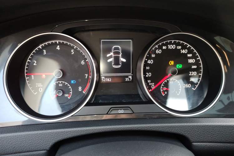 Used Volkswagen Golf 2019 280TSI DSG Comfort Version China VI Standard Instrument Cluster