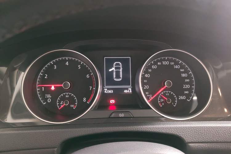 Used Volkswagen Golf 2019 200TSI DSG Comfort & Ambition Edition China VI Standard Instrument Cluster