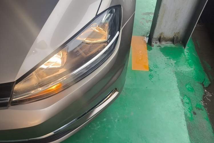 Used Volkswagen Golf 2019 200TSI DSG Comfort & Ambition Edition China VI Standard Left Front Headlight