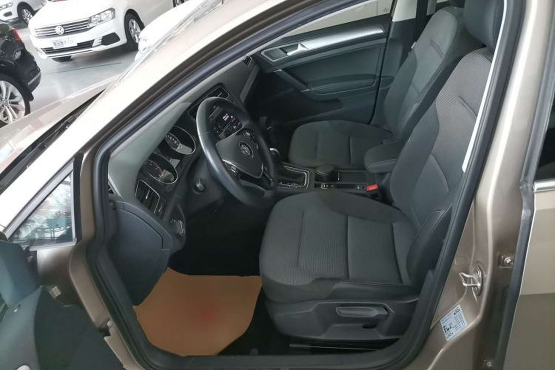 Used Volkswagen Golf 2019 1.6L Automatic Comfort Model China V Standard Left Front Seat