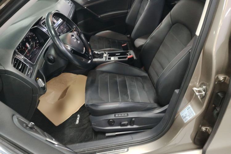 Used Volkswagen Golf 2019 280TSI DSG Luxury Version China VI Standard Left Front Seat