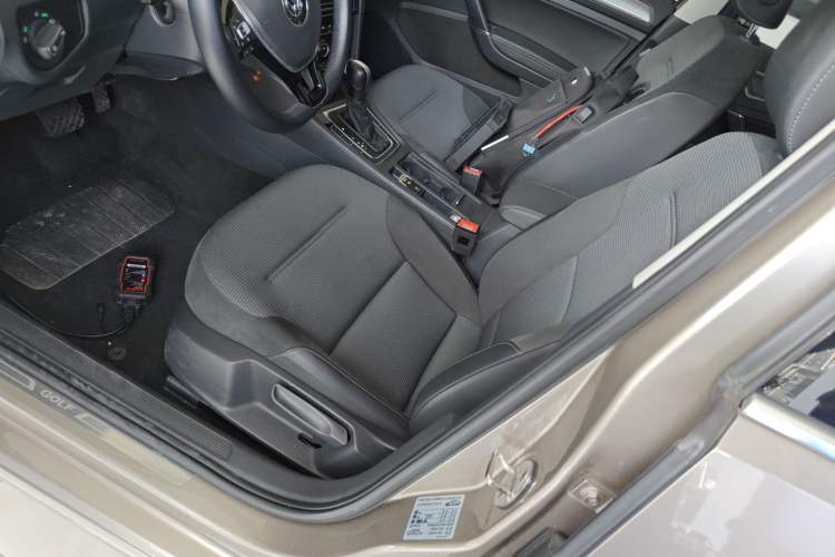 Used Volkswagen Golf 2019 1.6L Automatic Comfort Model China V Standard Left Front Seat