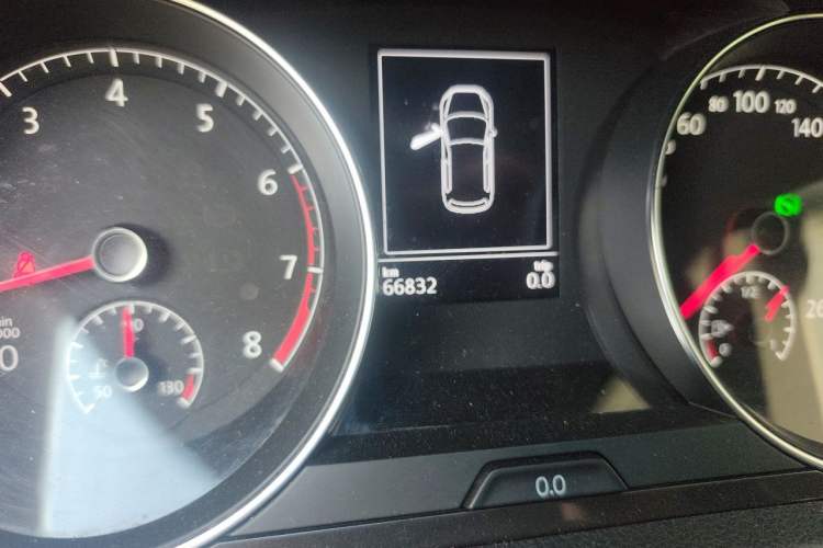 Used Volkswagen Golf 2019 280TSI DSG Comfort Version China V Standard Odometer Close Up