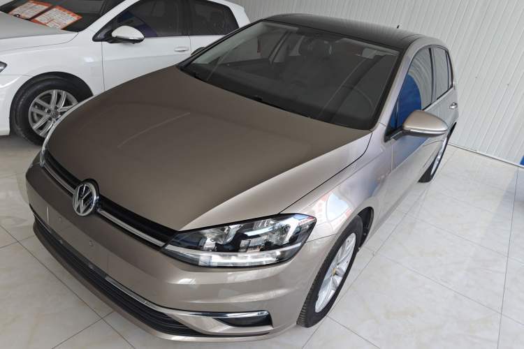 Used Volkswagen Golf 2019 1.6L Automatic Comfort Model China V Standard Guazi used car, China used car export, Used car for sale, Used  cars, Cheapest cars for sale