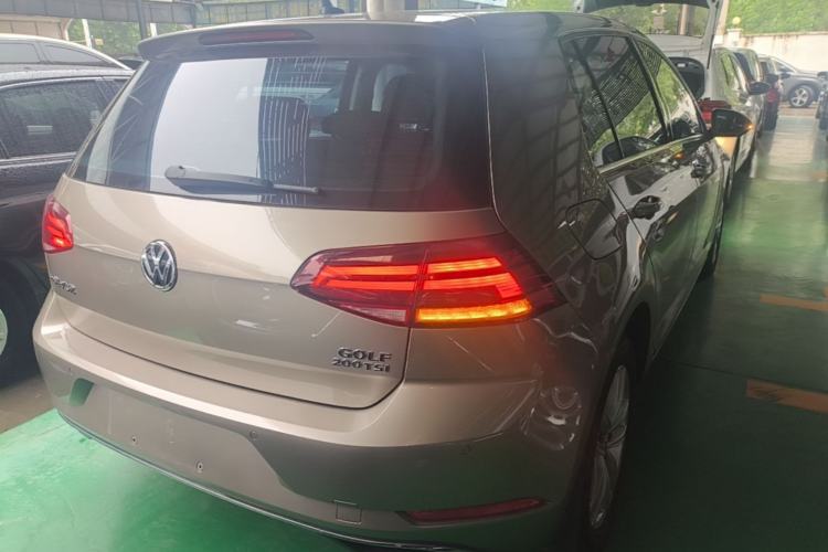 Used Volkswagen Golf 2019 200TSI DSG Comfort & Ambition Edition China VI Standard Rear Right 45 Deg