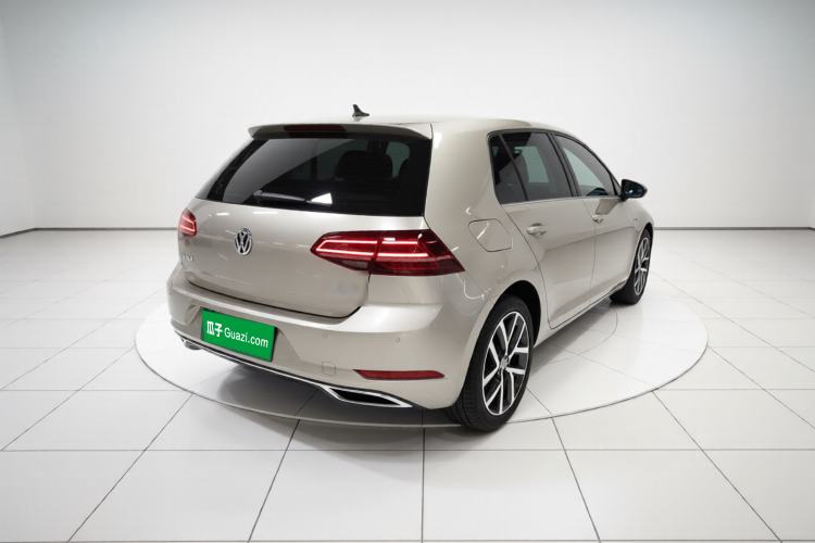 Used Volkswagen Golf 2019 280TSI DSG Luxury Version China VI Standard Rear Right 45 Deg