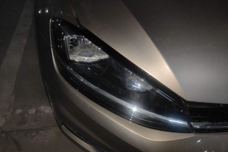 Used Volkswagen Golf 2019 280TSI DSG Comfort Version China VI Standard Right Front Headlight