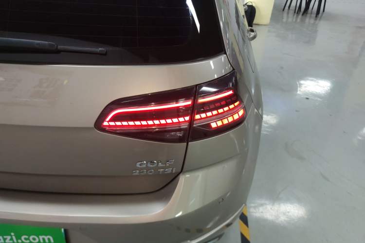 Used Volkswagen Golf 2019 1.6L Automatic Comfort Model China V Standard Right Rear Taillight