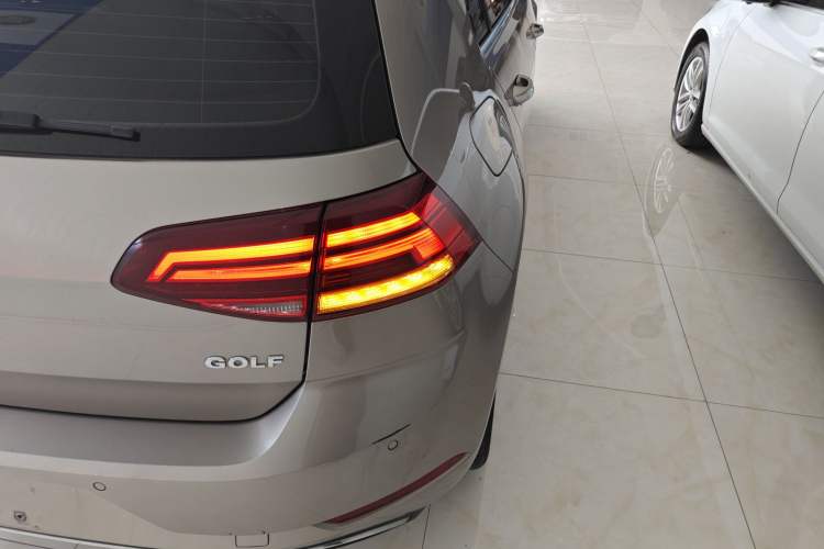 Used Volkswagen Golf 2019 1.6L Automatic Comfort Model China V Standard Right Rear Taillight