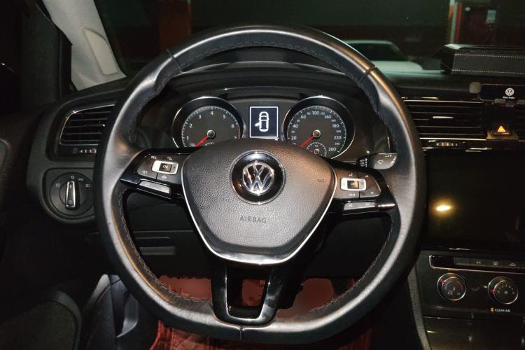 Used Volkswagen Golf 2019 1.6L Automatic Comfort Model China V Standard Steering Wheel