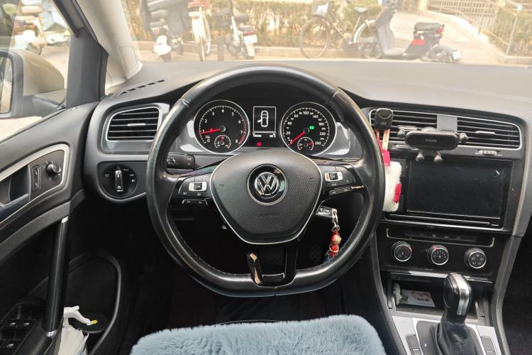 Used Volkswagen Golf 2019 280TSI DSG Comfort Version China VI Standard Steering Wheel