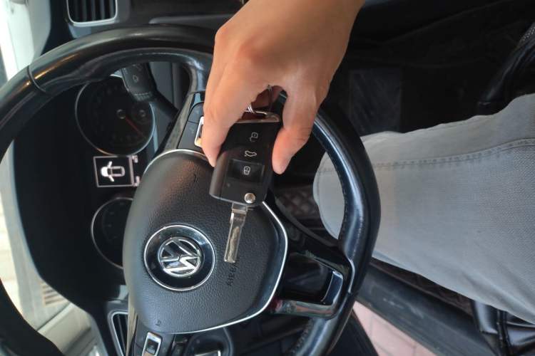 Used Volkswagen Golf 2019 280TSI DSG Comfort Version China VI Standard Vehicle Key