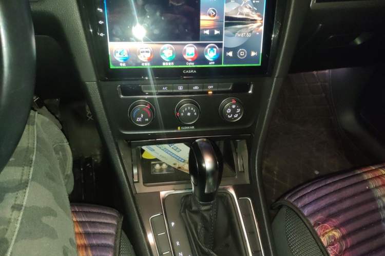Used Volkswagen Golf 2019 1.6L Automatic Comfort Model China V Standard Audio And AC Panel