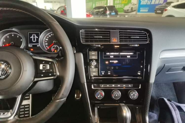 Used Volkswagen Golf 2019 280TSI DSG R-Line Model China V Standard Audio And AC Panel
