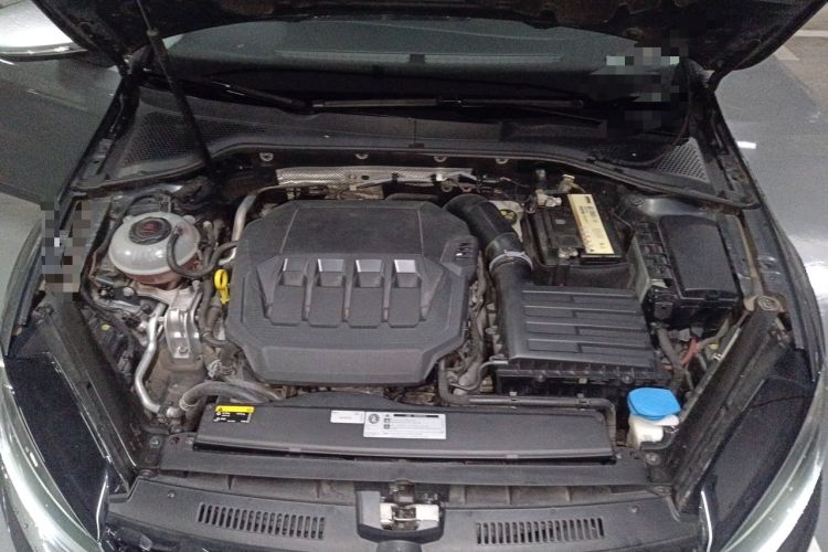 Used Volkswagen Golf 2019 1.8TSI Travel Edition Engine Bay