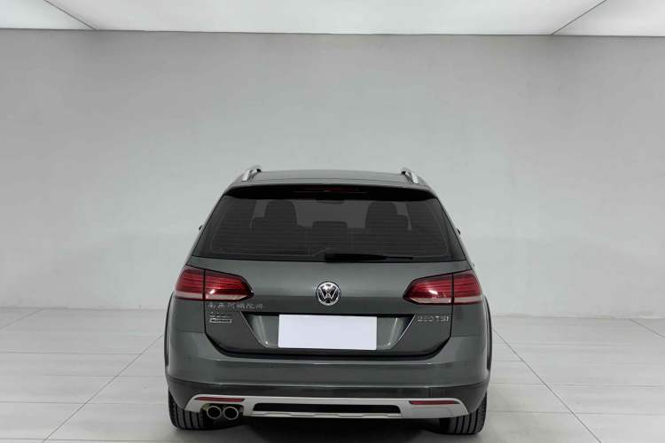 Used Volkswagen Golf 2019 1.8TSI Travel Edition Exterior 5