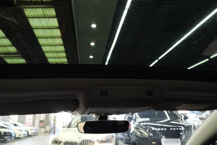 Used Volkswagen Golf 2019 1.8TSI Travel Edition Headliner