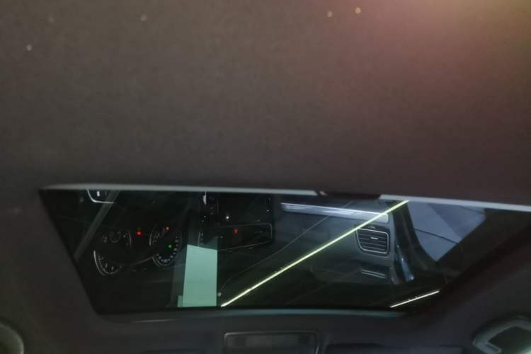 Used Volkswagen Golf 2019 280TSI DSG R-Line Model China V Standard Headliner