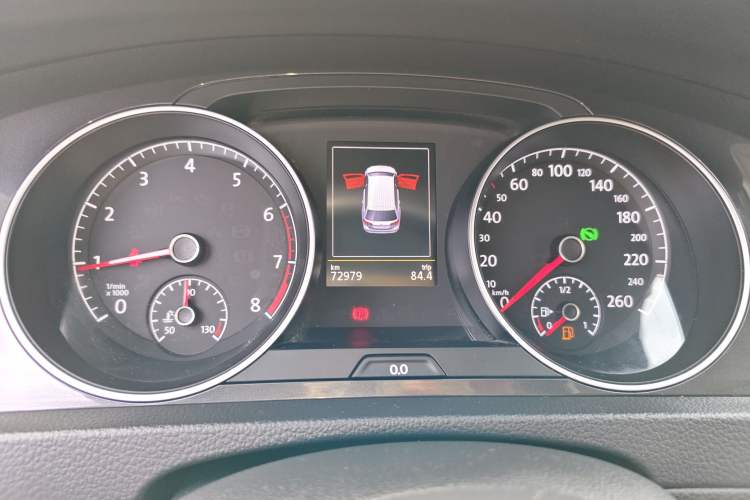 Used Volkswagen Golf 2019 1.8TSI Travel Edition Instrument Cluster