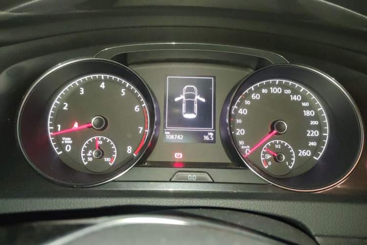 Used Volkswagen Golf 2019 1.6L Automatic Comfort Model China V Standard Instrument Cluster