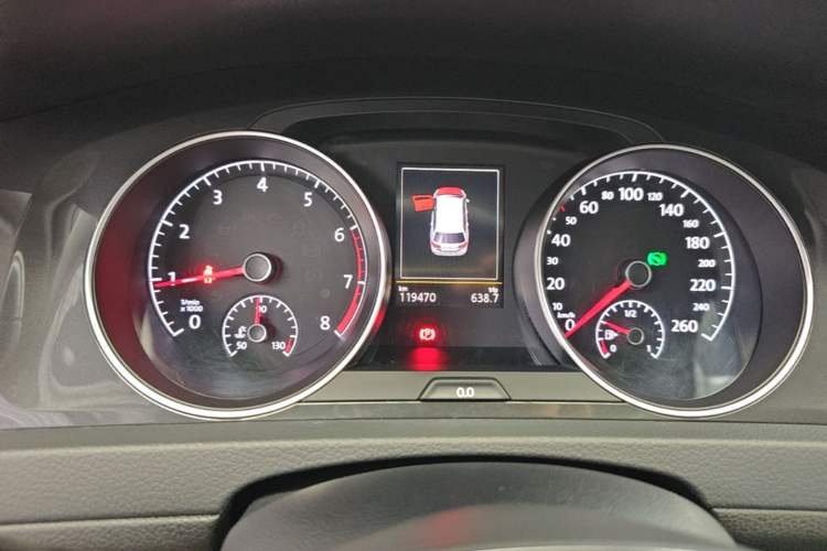 Used Volkswagen Golf 2019 1.8TSI Travel Edition Instrument Cluster