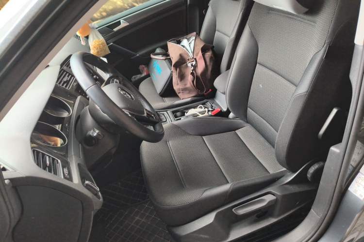 Used Volkswagen Golf 2019 1.8TSI Travel Edition Left Front Seat