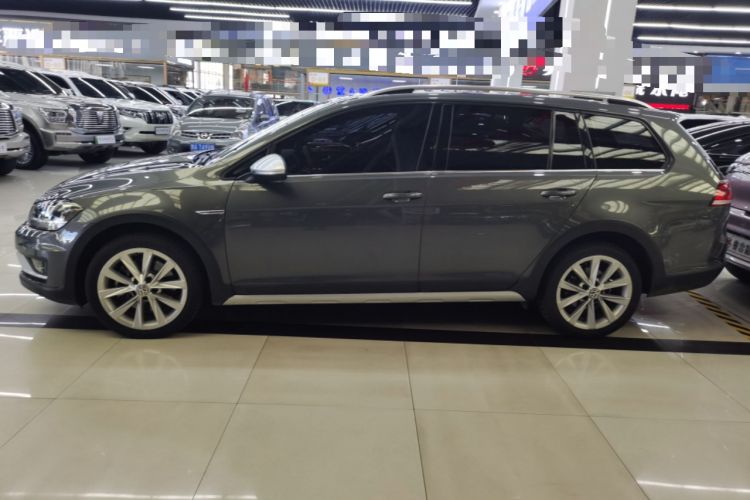 Used Volkswagen Golf 2019 1.8TSI Travel Edition Left Side