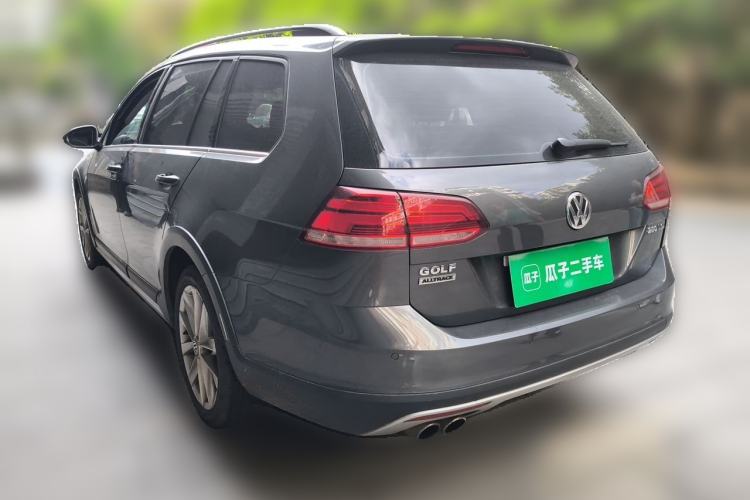 Used Volkswagen Golf 2019 1.8TSI Travel Edition Rear Left 45 Deg