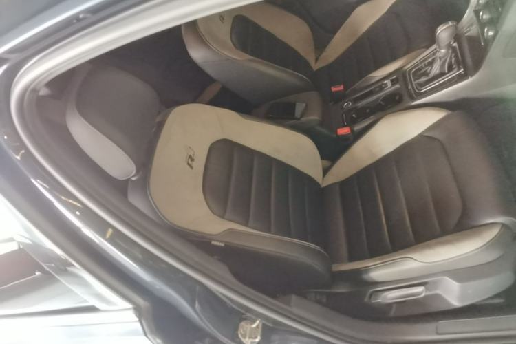 Used Volkswagen Golf 2019 280TSI DSG R-Line Model China V Standard Right Front Seat