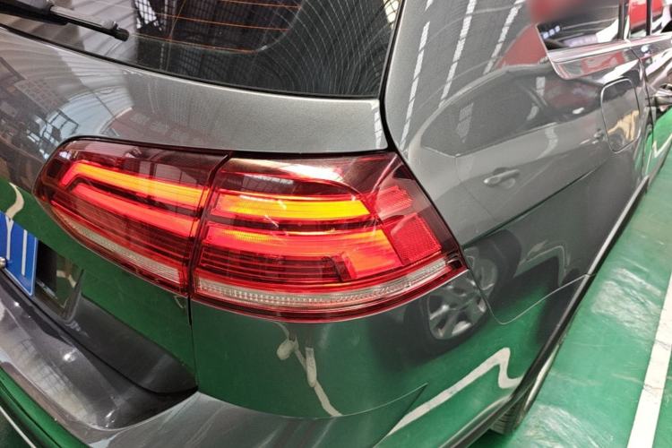 Used Volkswagen Golf 2019 1.8TSI Travel Edition Right Rear Taillight
