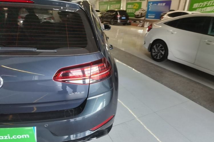 Used Volkswagen Golf 2019 280TSI DSG R-Line Model China V Standard Right Rear Taillight