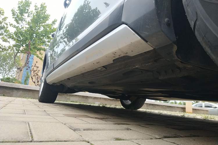 Used Volkswagen Golf 2019 1.8TSI Travel Edition Right Side Sill