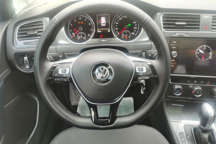Used Volkswagen Golf 2019 1.8TSI Travel Edition Steering Wheel