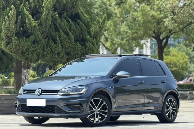 Used Volkswagen Golf 2019 280TSI DSG R-Line Model China V Standard Guazi used car, China used car export, Used car for sale, Used  cars, Cheapest cars for sale
