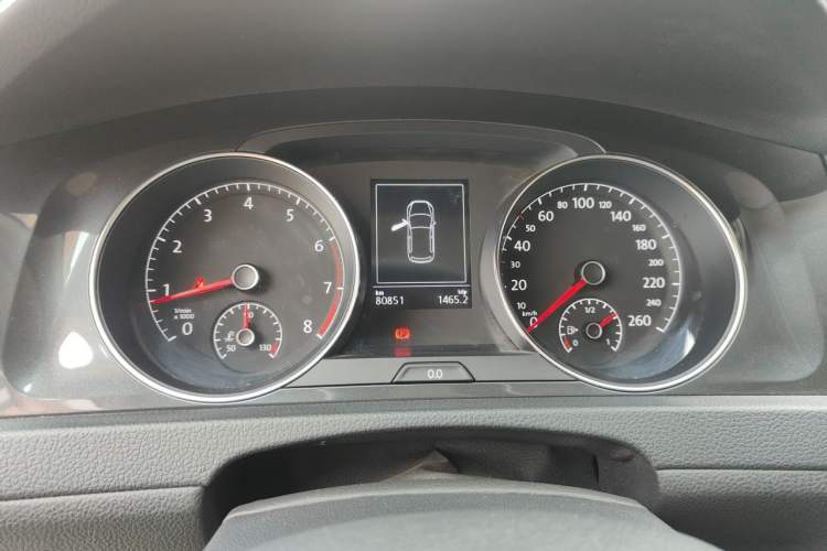 Used Volkswagen Golf 2019 200TSI DSG Comfort & Ambition Edition China VI Standard Instrument Cluster
