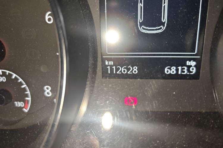 Used Volkswagen Golf 2019 280TSI DSG R-Line Model China V Standard Odometer Close Up