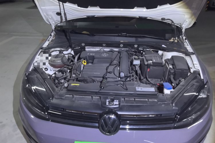 Used Volkswagen Golf 2019 280TSI DSG Luxury Version China VI Standard Engine Bay